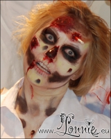 Lonnies_ansigtsmaling-zombiecrawl2011-04
